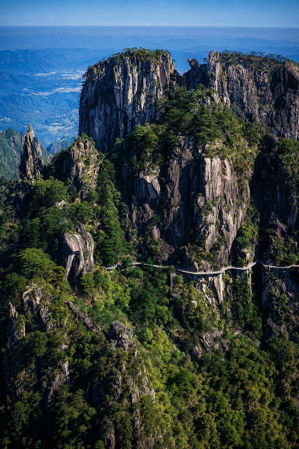 黄山轩辕云道与山峰，侯瑞冬摄